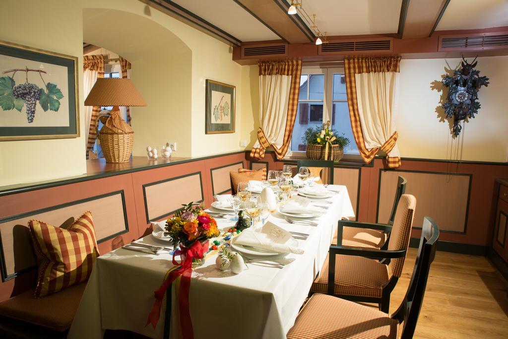 Landhotel Restaurant Zur Krone Gottenheim Exterior photo